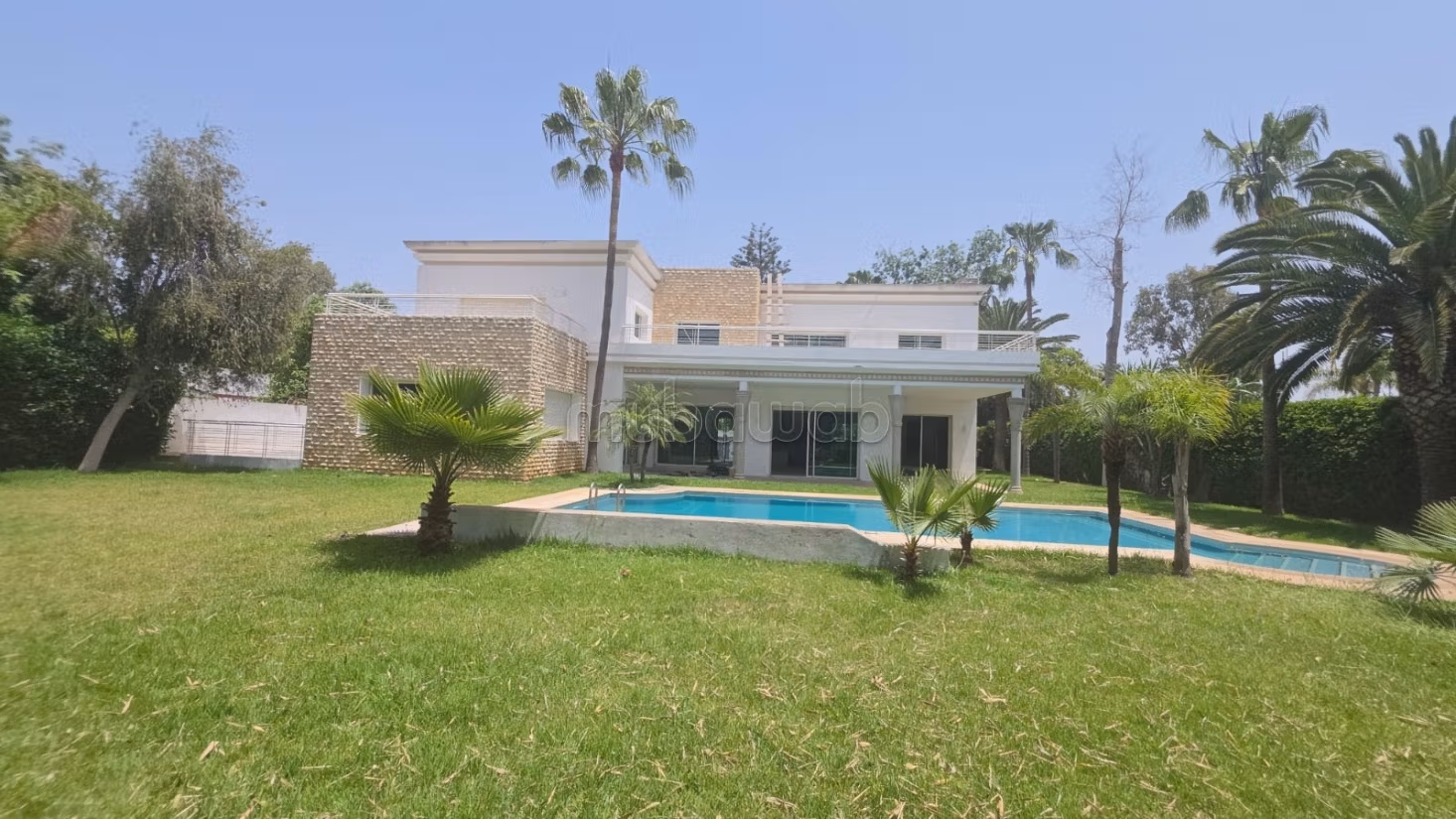 Villa in affitto per uso abitativo o uso ufficio