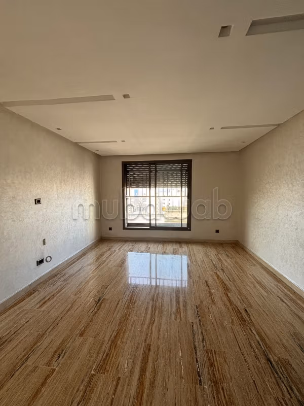 Location appartement vide 3 chambres belvédère