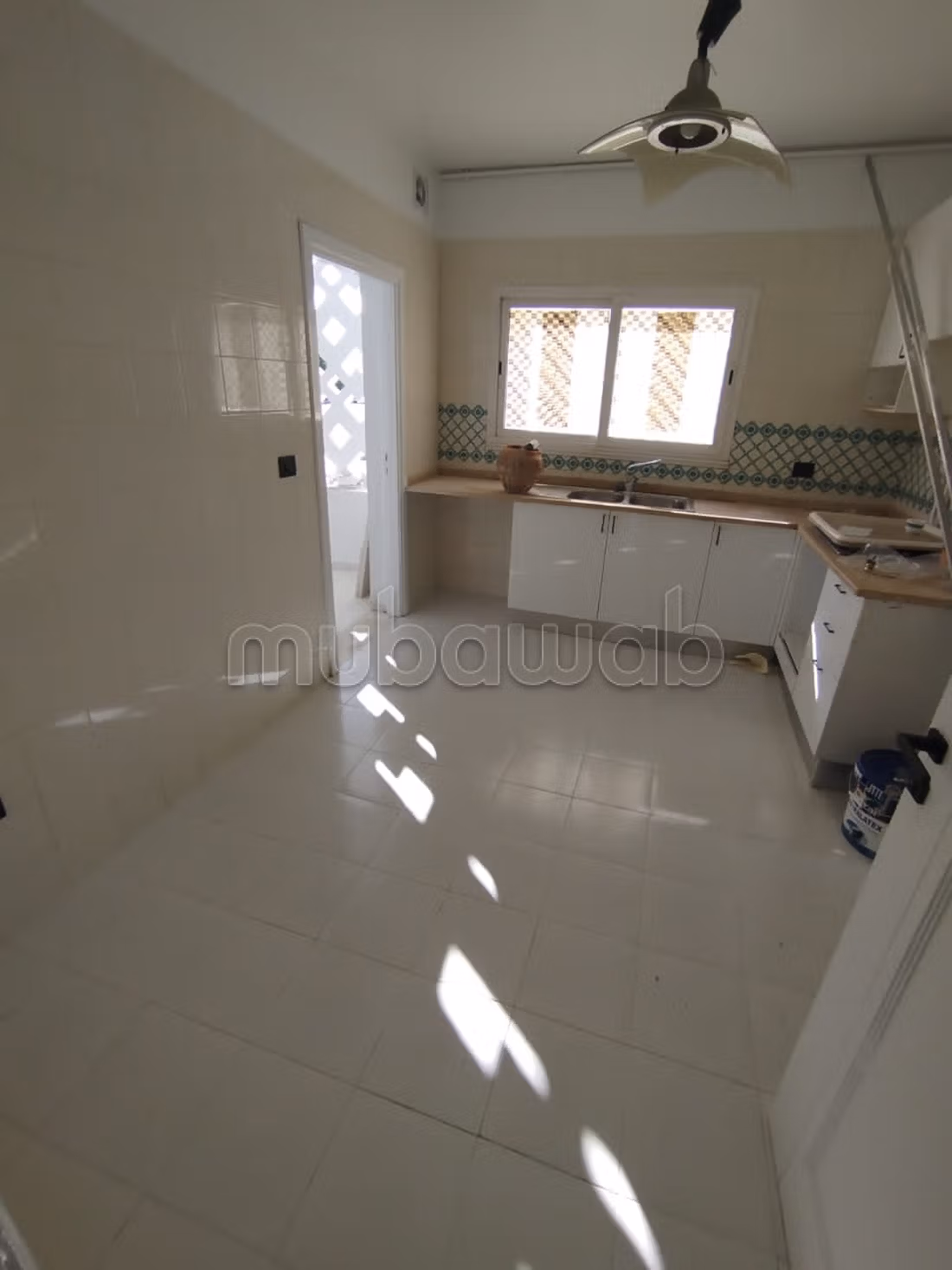 Ennasr 2; à vendre spacieux appt s4
