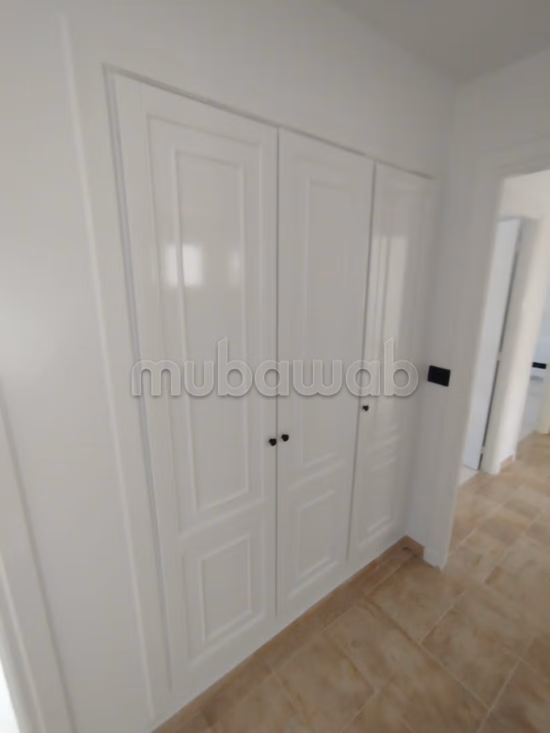 Ennasr 2; à vendre spacieux appt s4