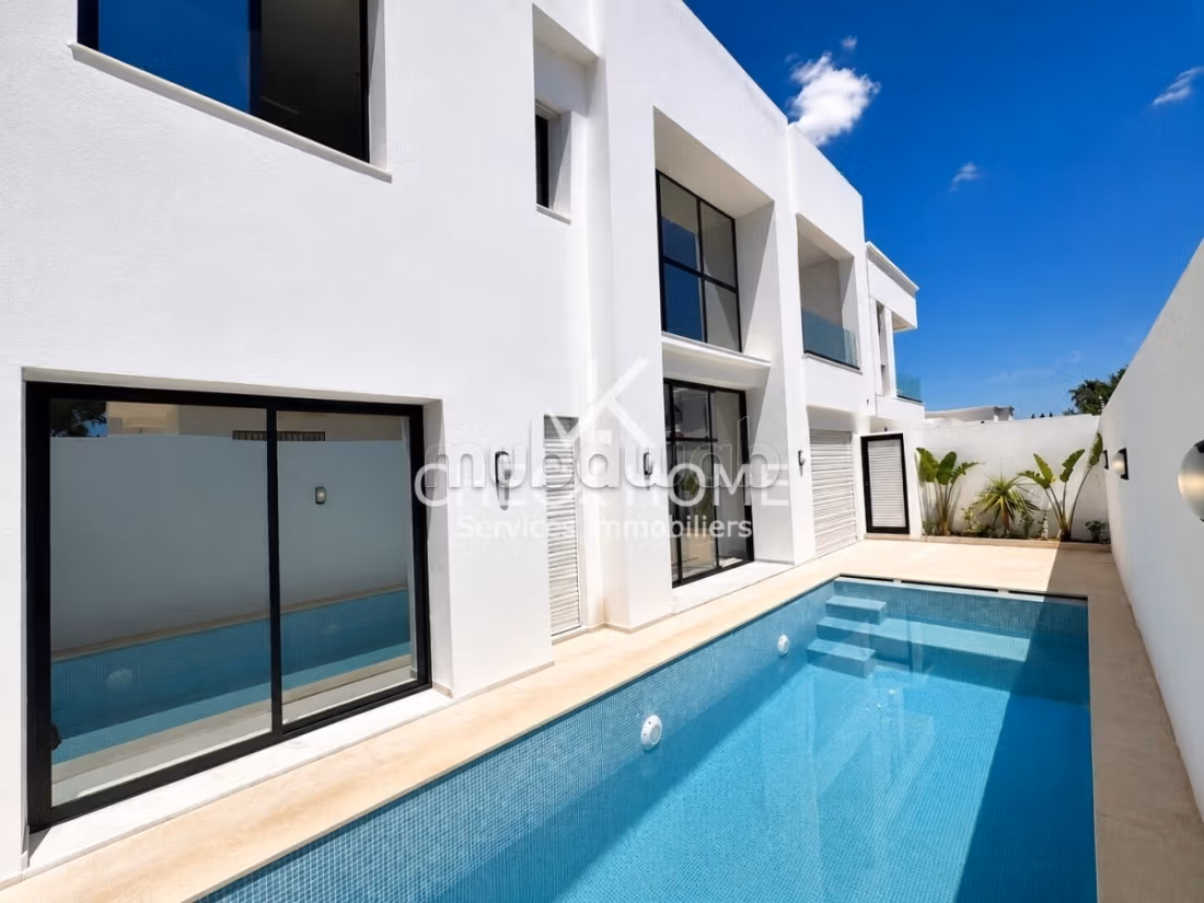 A vendre Villa neuve à Yasmine Hammmet