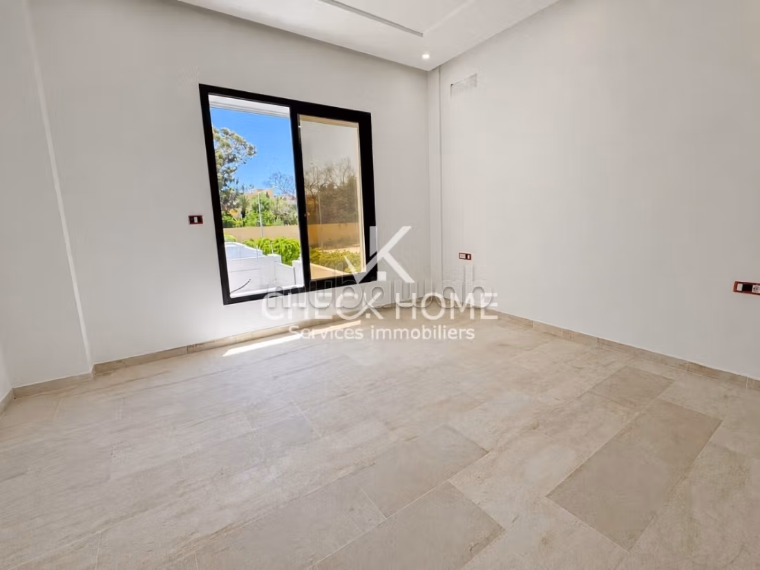 A vendre Villa neuve à Yasmine Hammmet