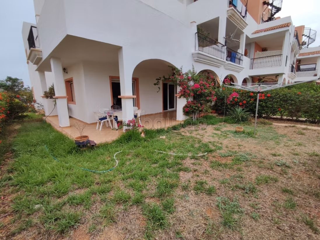 Bel appartement avec jardin en vente