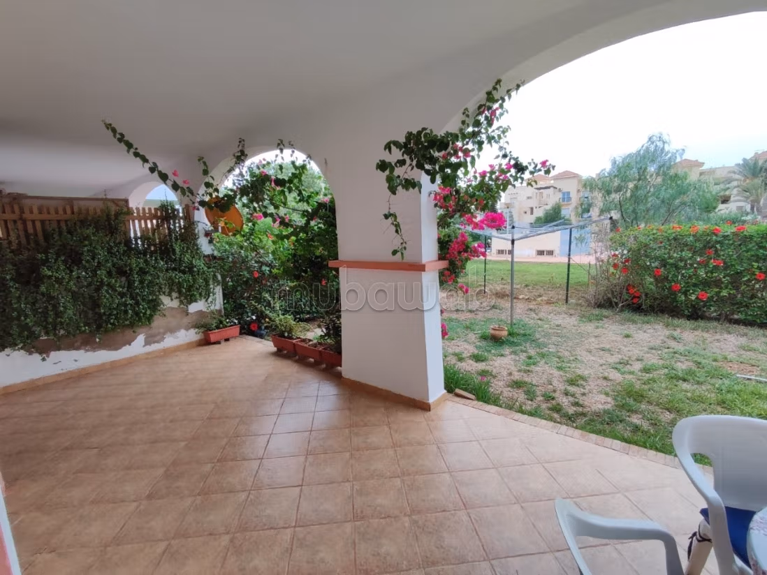 Bel appartement avec jardin en vente