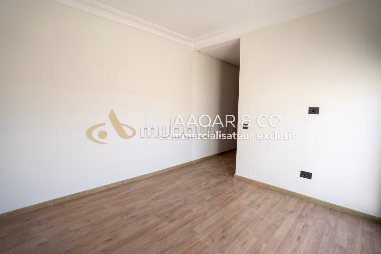 Un Duplexe à vendre à bourgogne — 3