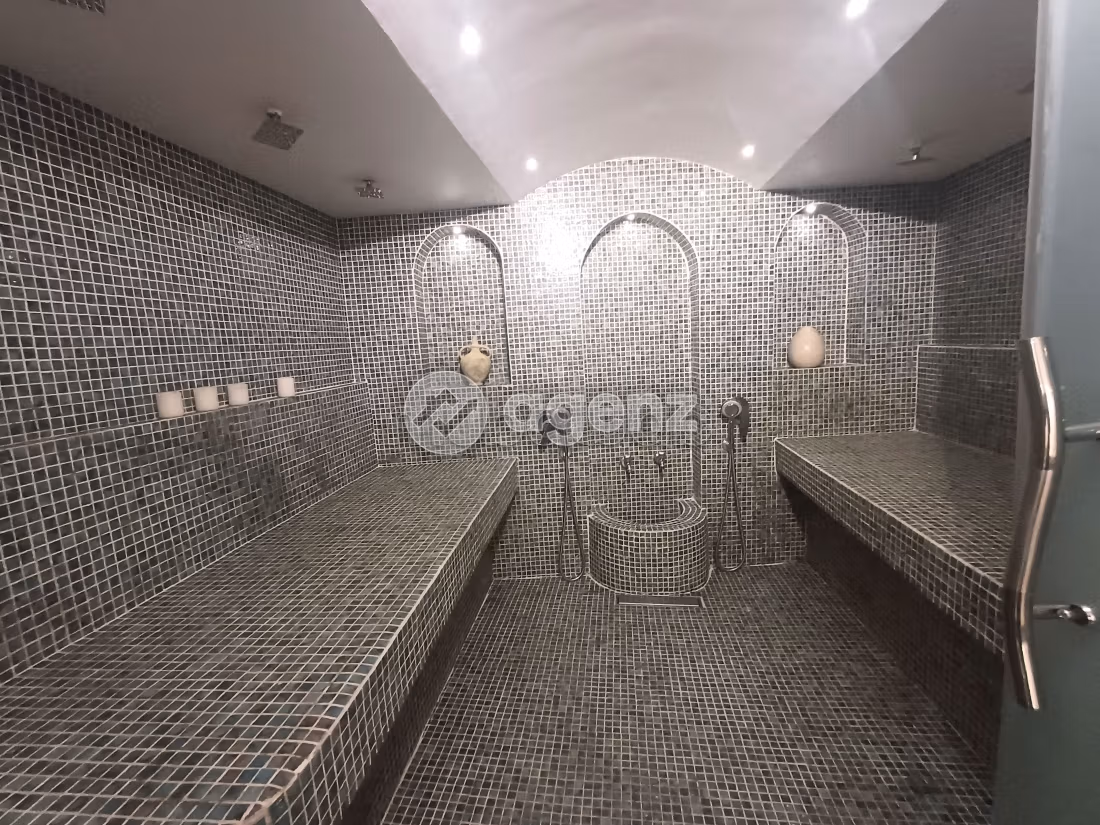 Winkel te koop 111 m² Riyad Essalam Benslimane