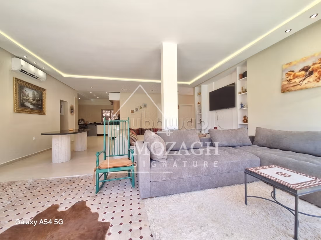 Superba villa arredata con piscina privata