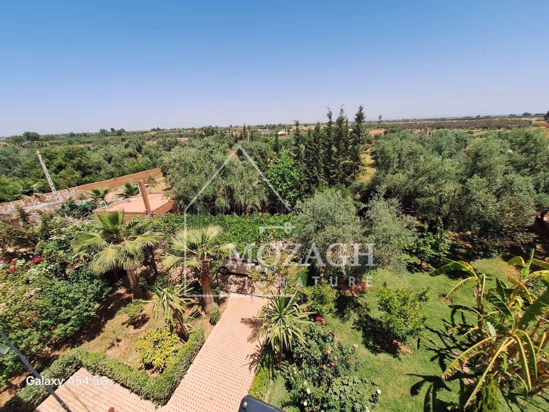 Superba villa arredata con piscina privata