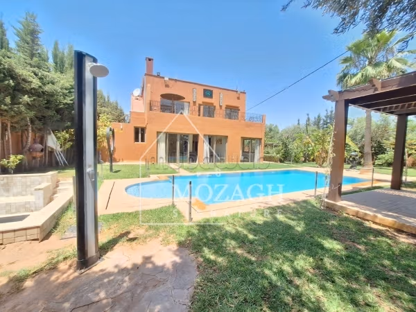 Superbe villa meublée avec piscine privée