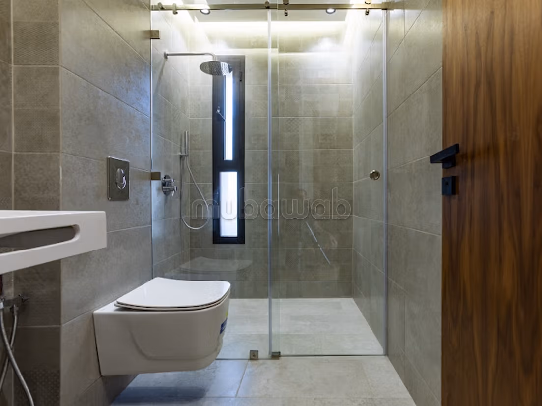 Magnifica villa in vendita a Targa. 11 stanze. Porta blindata e riscaldamento centrale