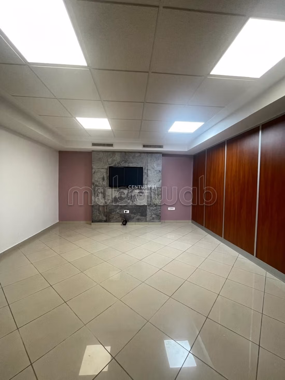 Plataforma de oficina de 118m² en venta