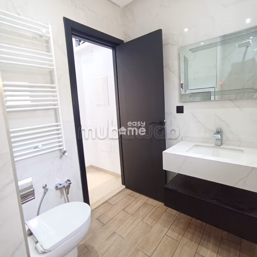 Villa neuve s4 de 443m² avec piscine à Hammamet