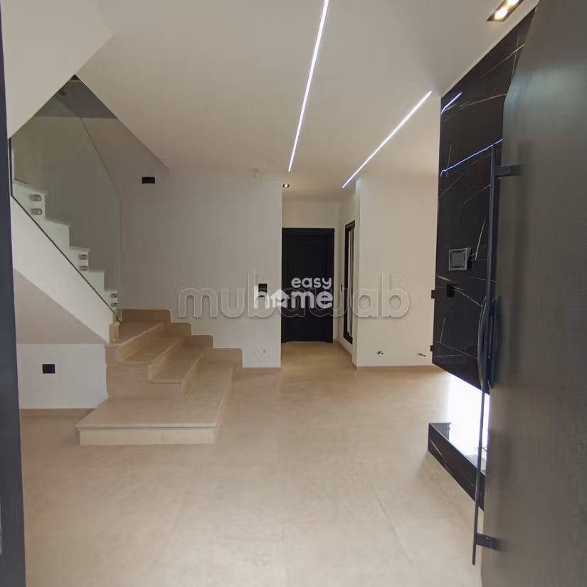 Villa neuve s4 de 443m² avec piscine à Hammamet
