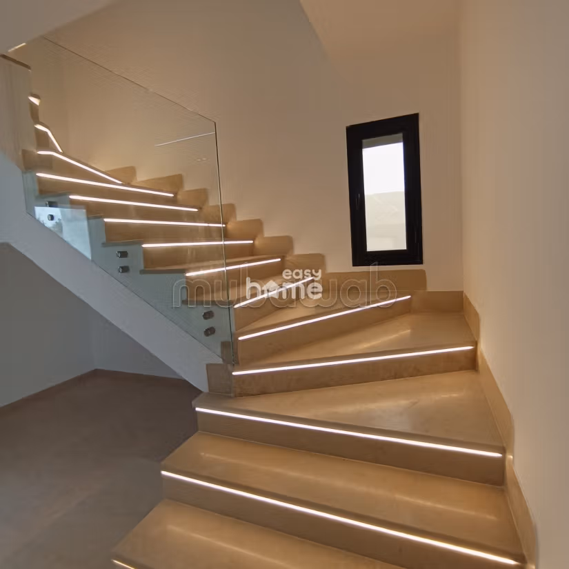 Villa neuve s4 de 443m² avec piscine à Hammamet