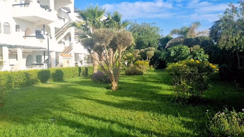 Bel appartment ensoleillée donnant sur Jardin
