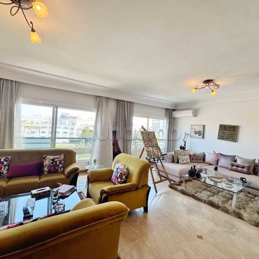 Appartement te Koop van 215.0 m² in Casablanca, Maarif Uitbreiding
