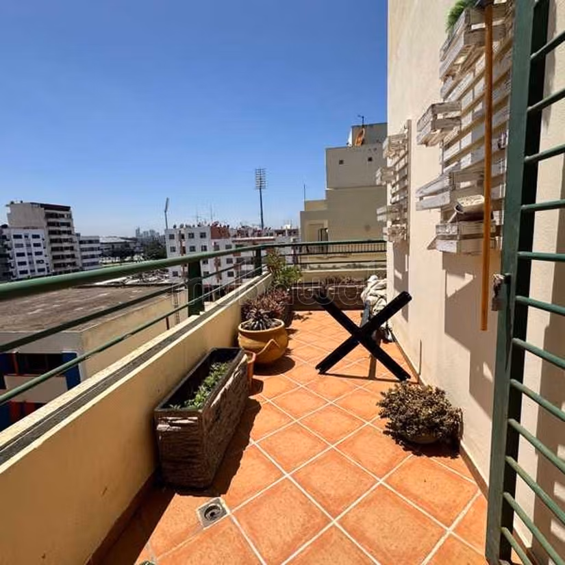 Appartement te Koop van 215.0 m² in Casablanca, Maarif Uitbreiding