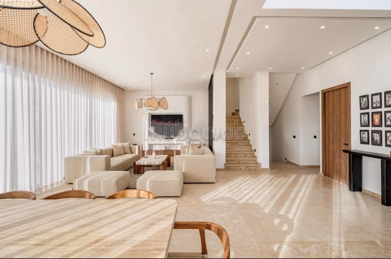 Superba villa nuova al golf Argan