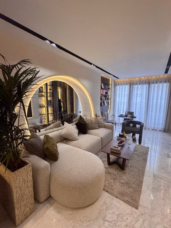 Appartement à l'achat à Anfa. 1 Pièce. Meublé