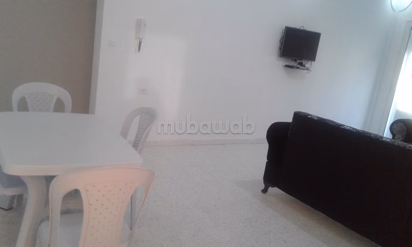 S2 neuf meuble a Cite Riyadh pres de la mer