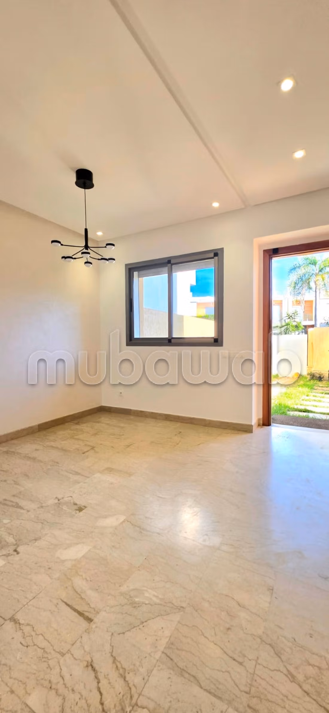 Empty villa for rent in Dar Bouazza