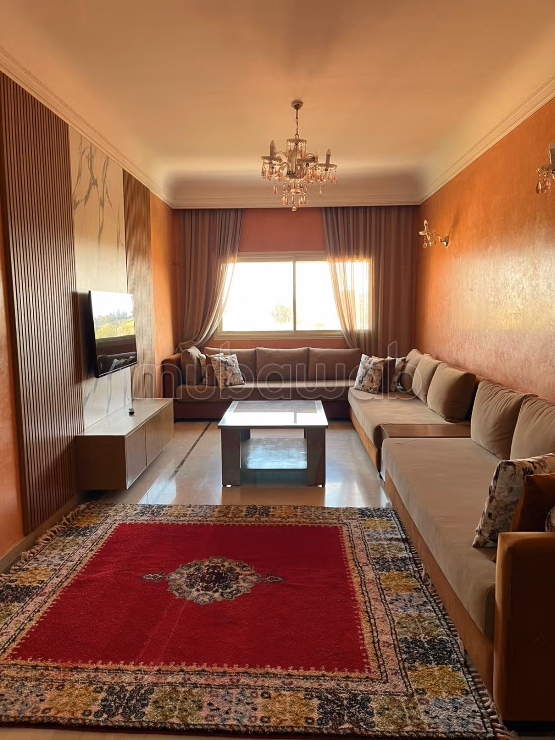 Vente d'un bel appartement à Guéliz. 
Surface totale 140 m². 
Avec garage et ascenseur — 2
