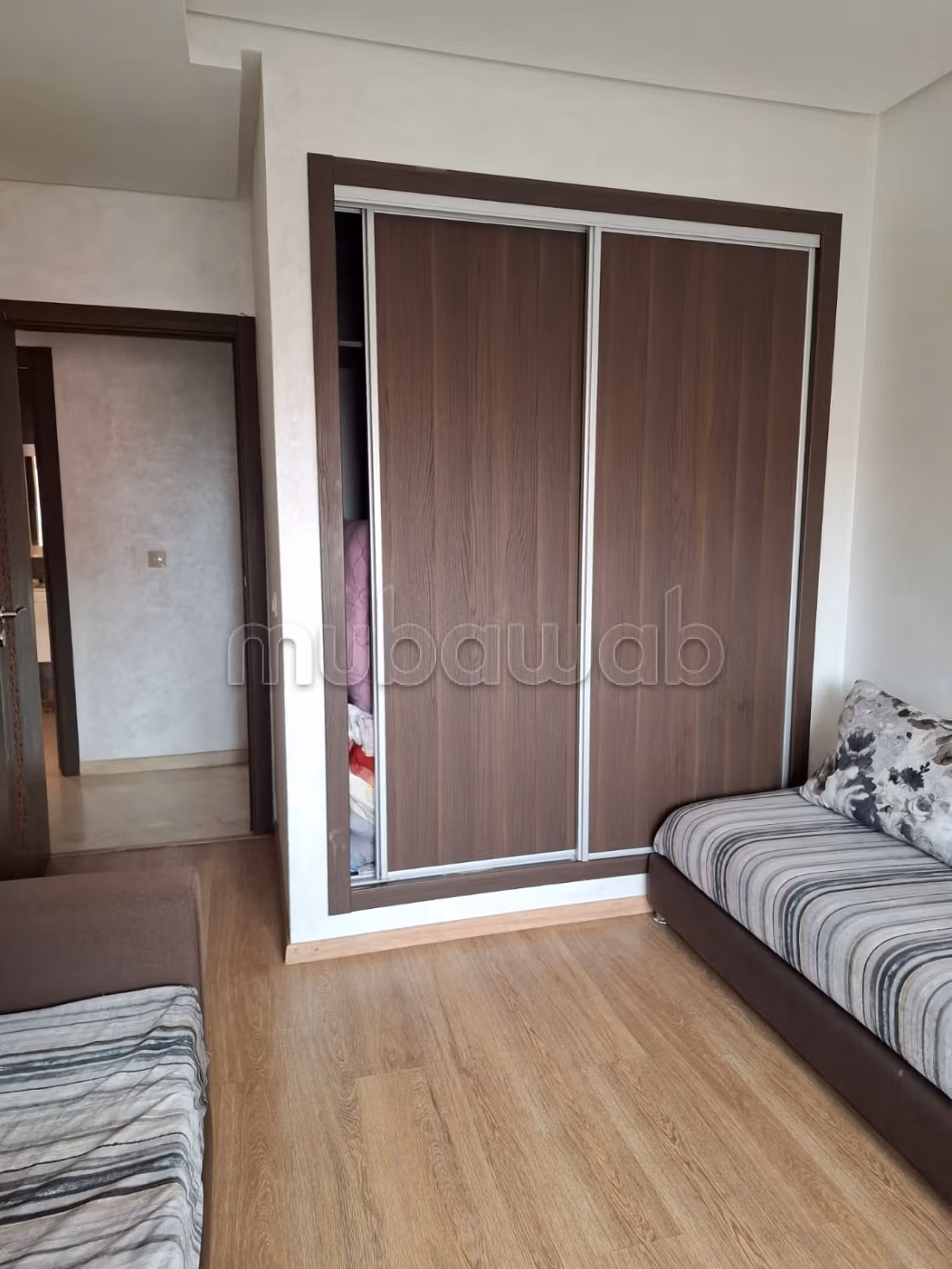 Bel appartamento con 2 camere in residence con piscina