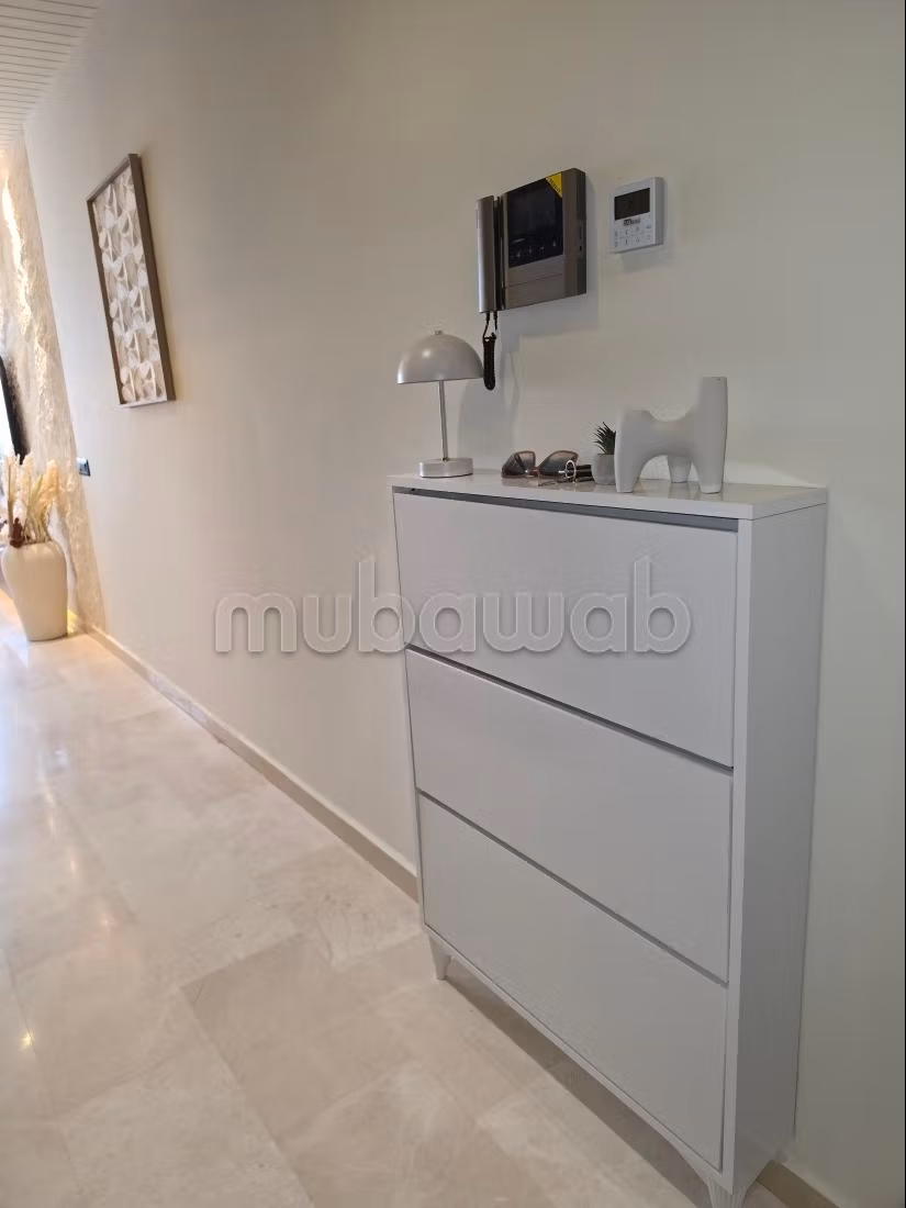 STUDIO for rent in Oasis. Area of 44 m². Furnished