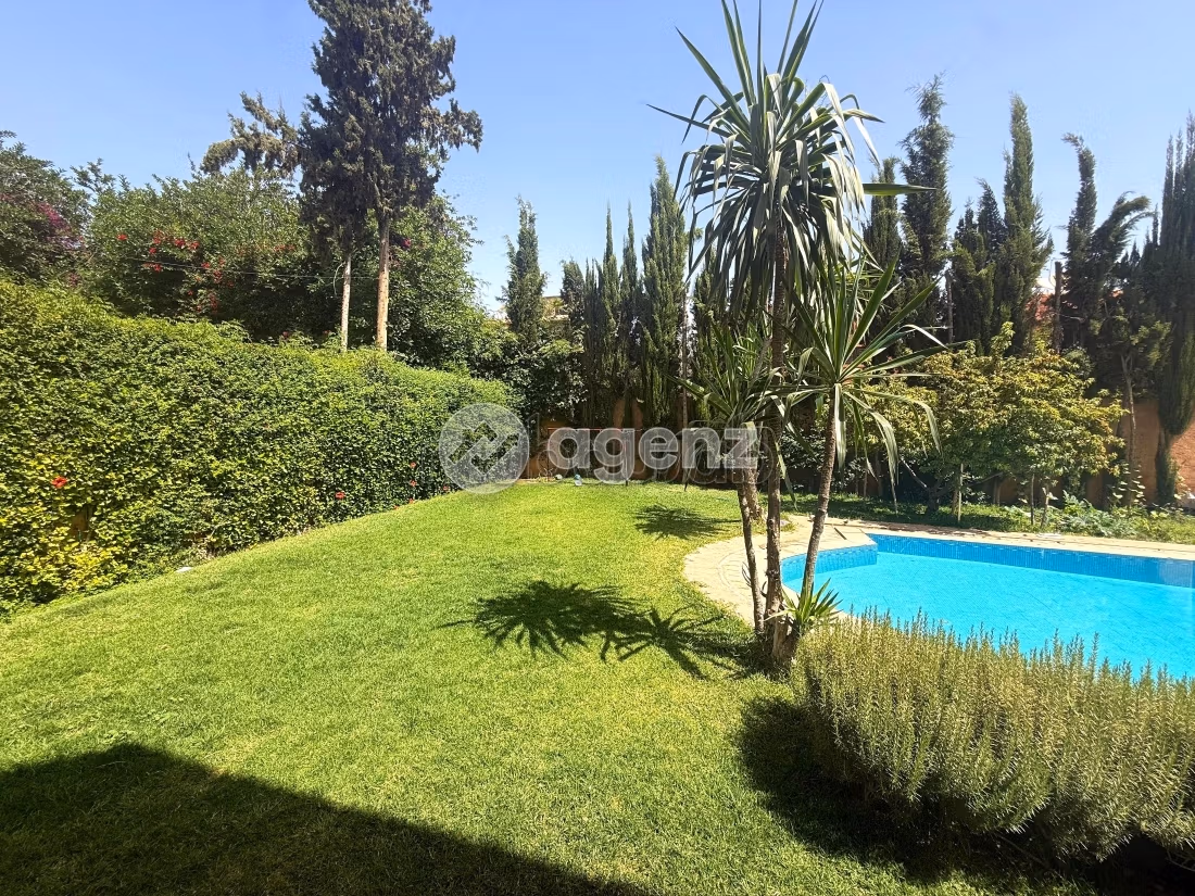 Villa for sale 740 m², 7 bedrooms Targa Marrakech