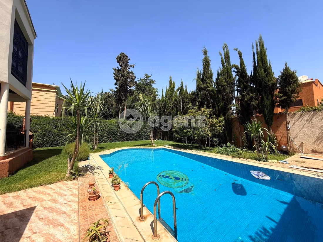 Villa for sale 740 m², 7 bedrooms Targa Marrakech