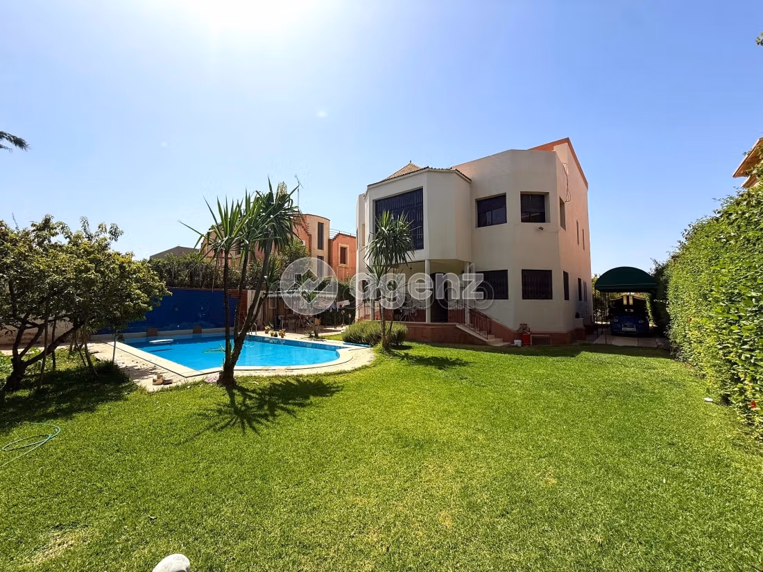 Villa for sale 740 m², 7 bedrooms Targa Marrakech
