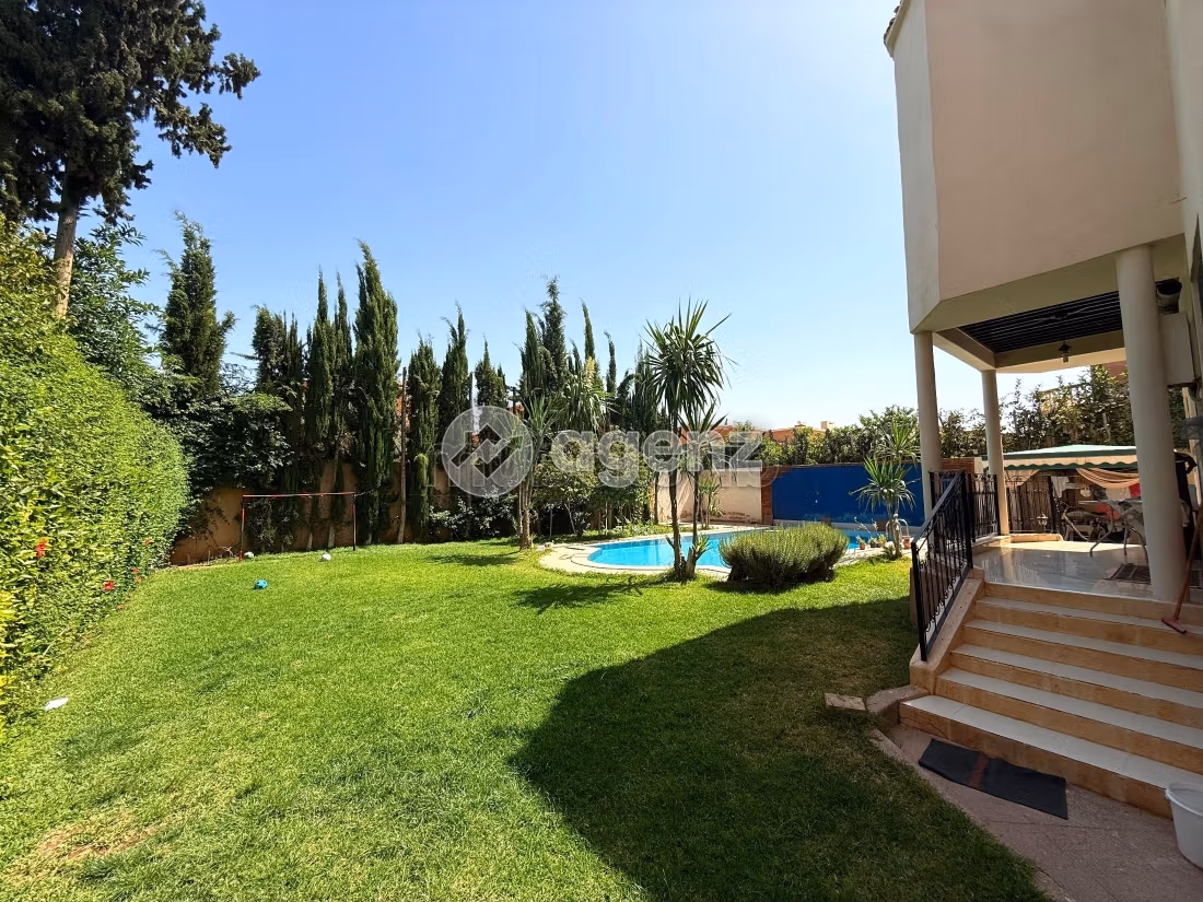 Villa for sale 740 m², 7 bedrooms Targa Marrakech