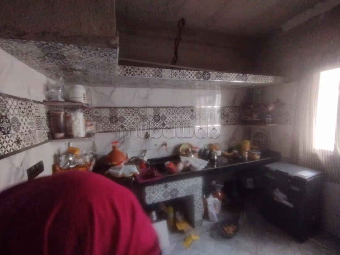Superbe appartement à vendre à Tétouan Milil. 3 excellentes chambres. Salon traditionnel