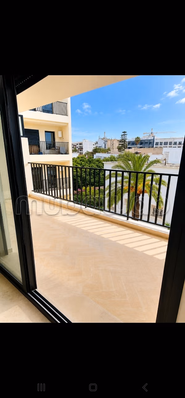 Studio haut standing neuf vide 60m² – Palmier