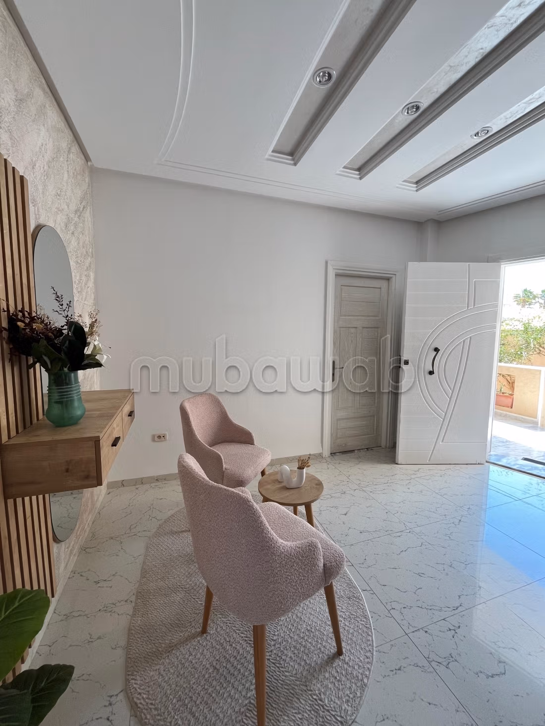 Villa espandibile per due piani con appartamento a pianterreno e studio