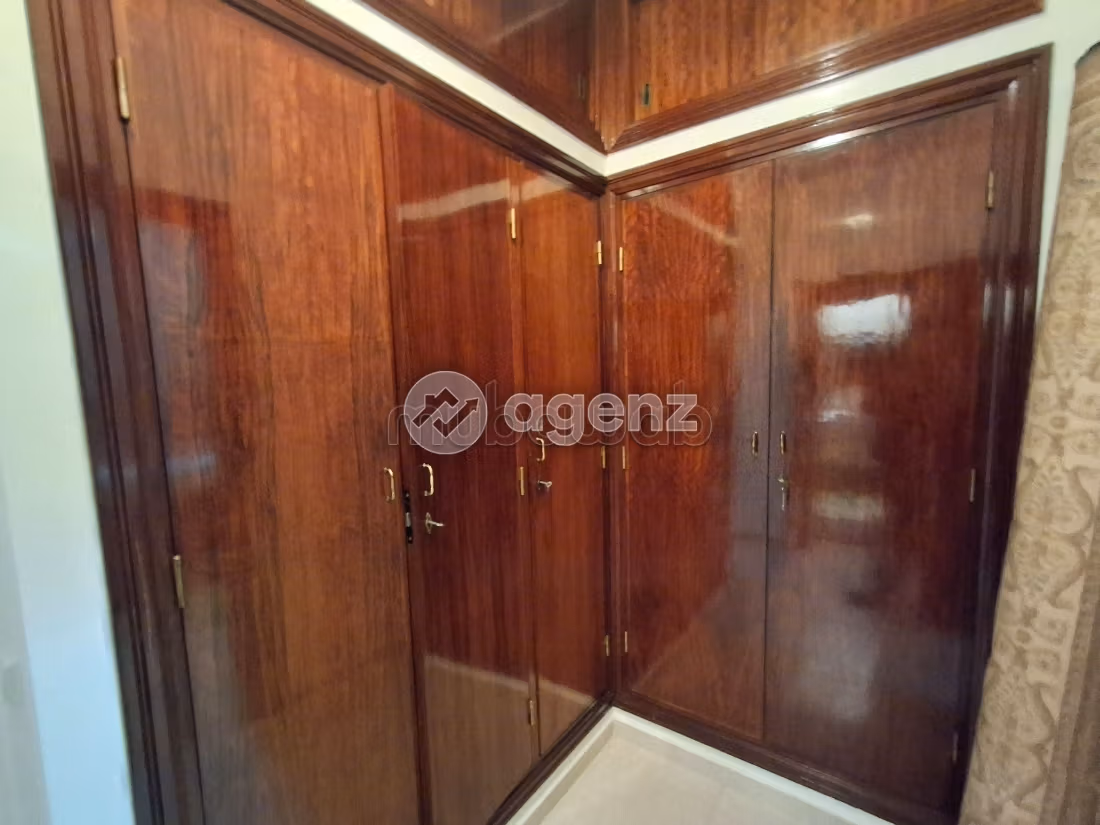 Appartement à vendre 191 m², 3 chambres Les hôpitaux Casablanca