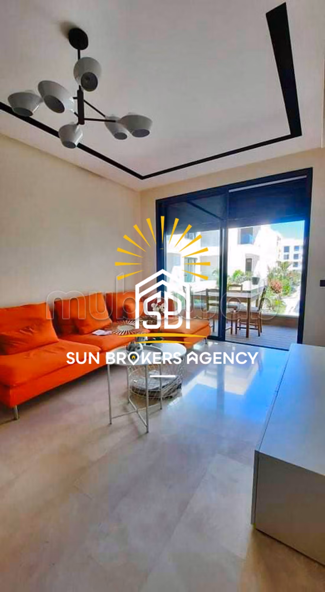 Tres joli studio moderne Californie - Mai multe