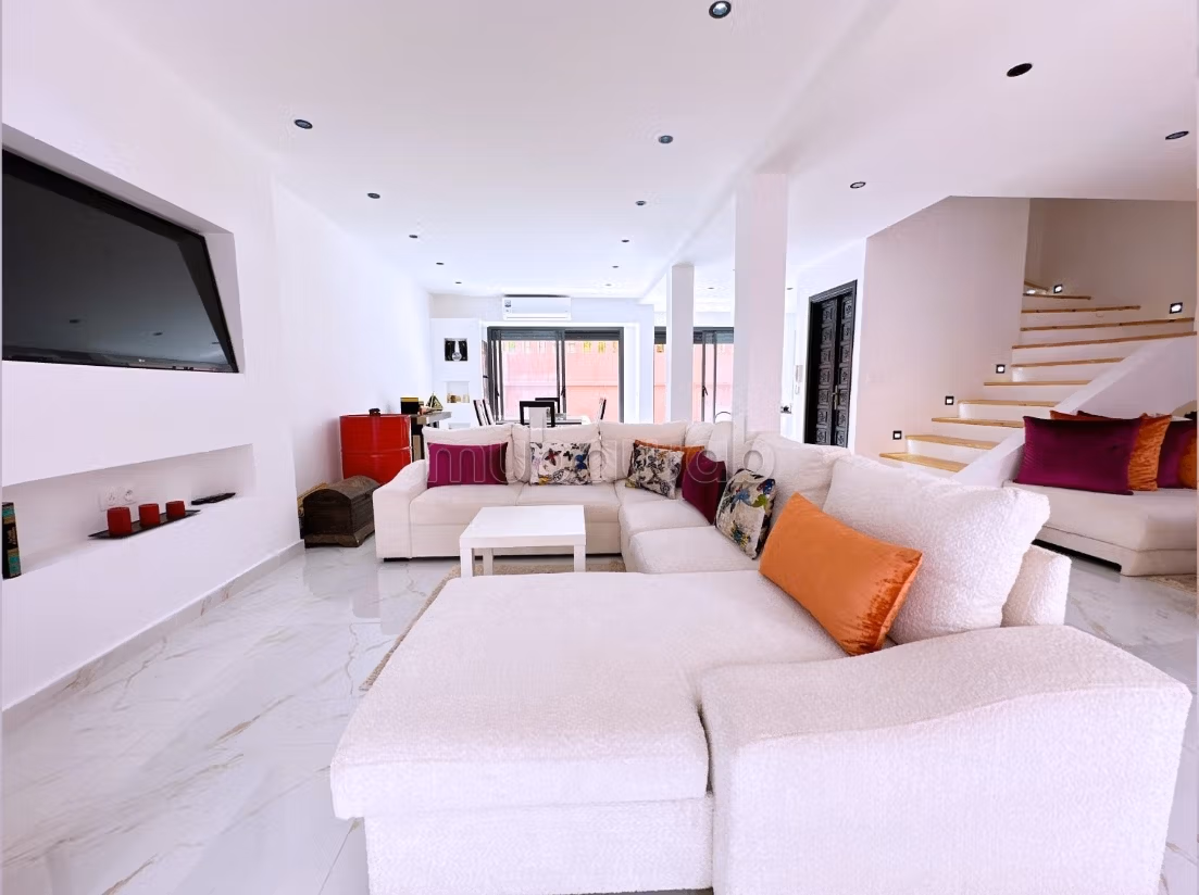 Maison meublée avec piscine privée — 4