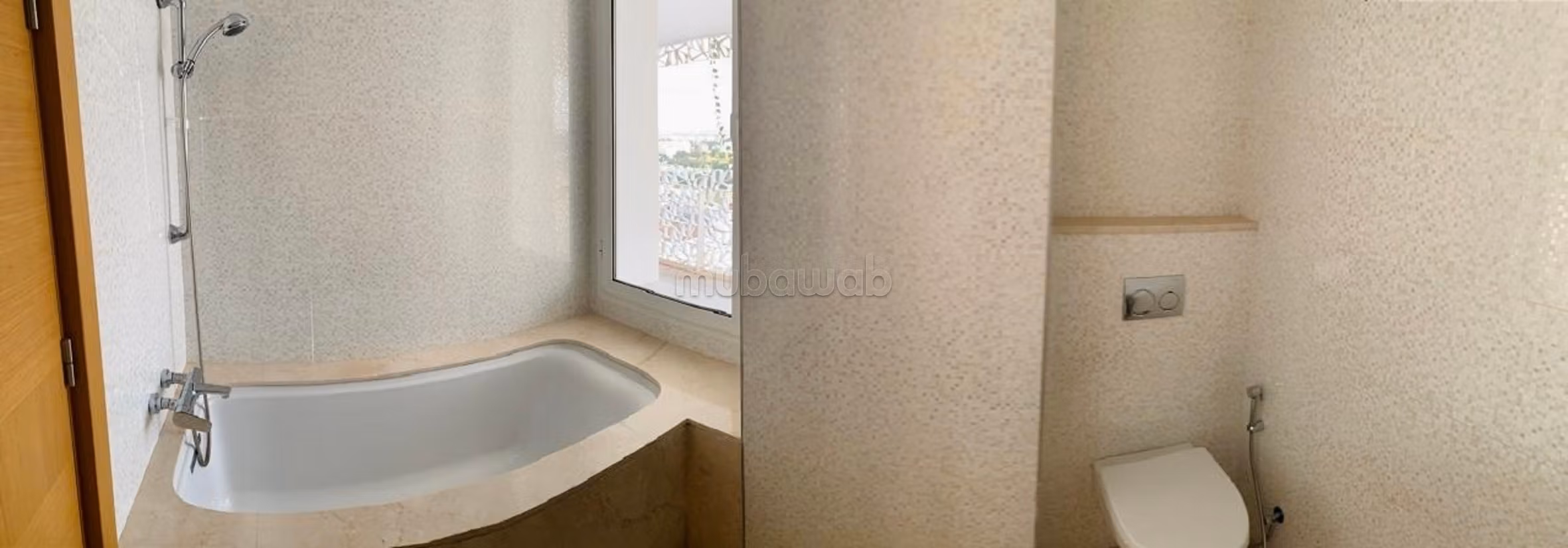 Sublime empty apartment for rent in CFC