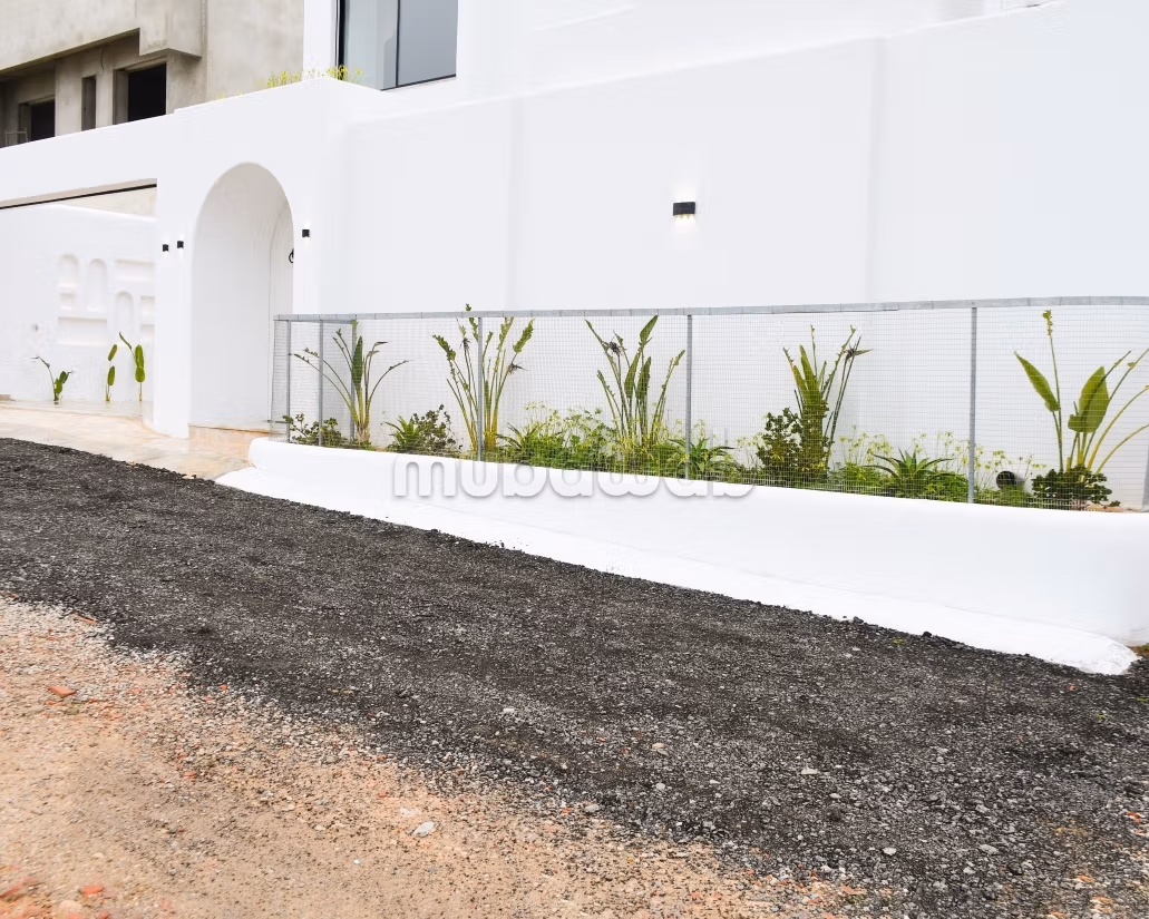 IN VENDITA – Villa moderna a Craxi, Hammamet