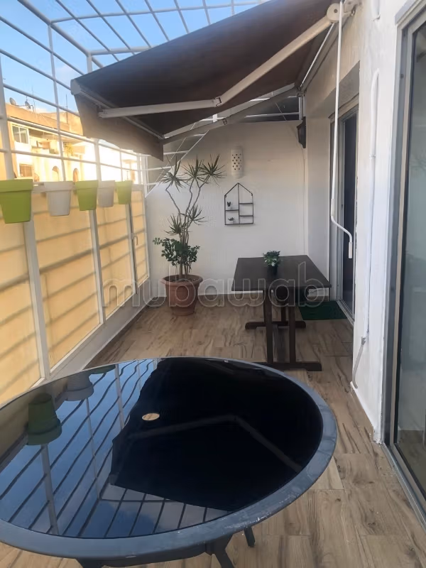 Location d'un appartement à Maârif Extension avec terrasse 
Superficie 85 m² meublé