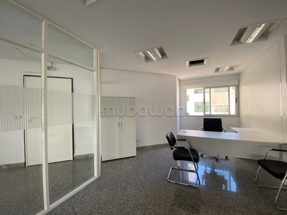 A louer Bureau 330m² aux Berges du Lac1