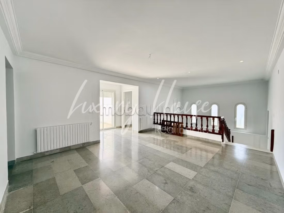 Villa S4 con Giardino a La Marsa