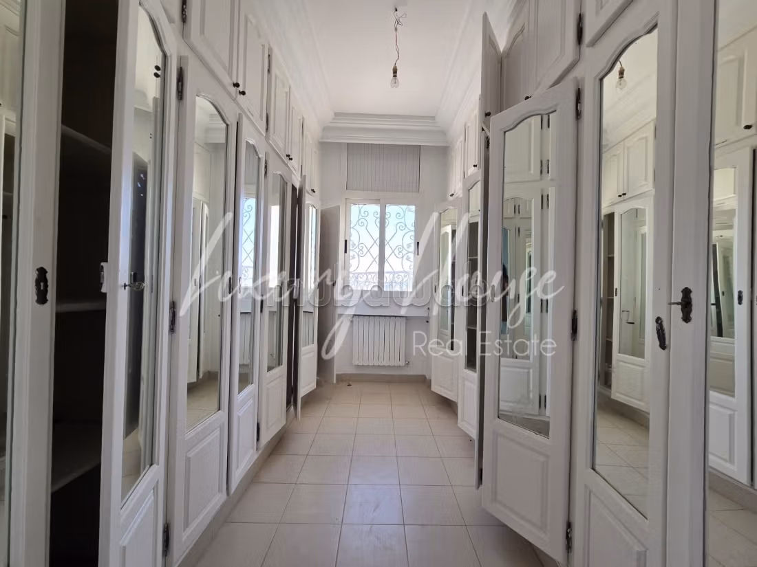 Villa S4 con Giardino a La Marsa