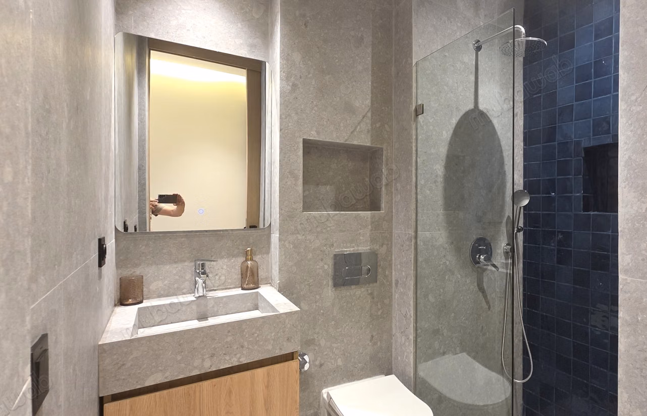 Studio moderne Meublé 4è étage 41m2 
Palmier