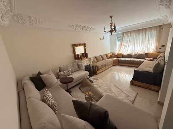 Bel appartement a Bourgogne au 1er etage