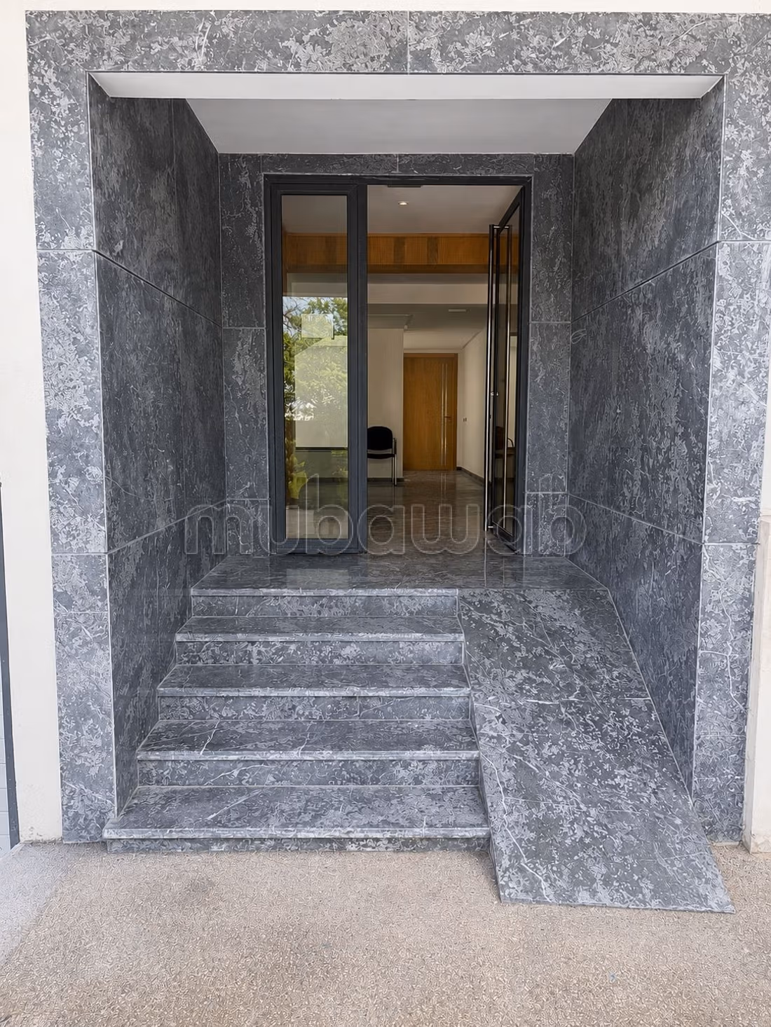 Très joli appartement a louer — 3