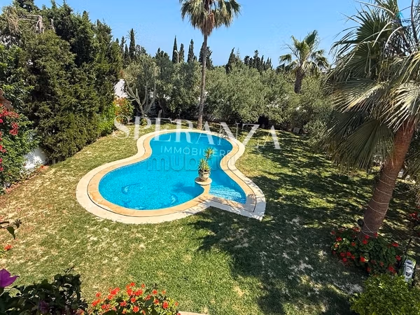 Vacances villa Rocher S5