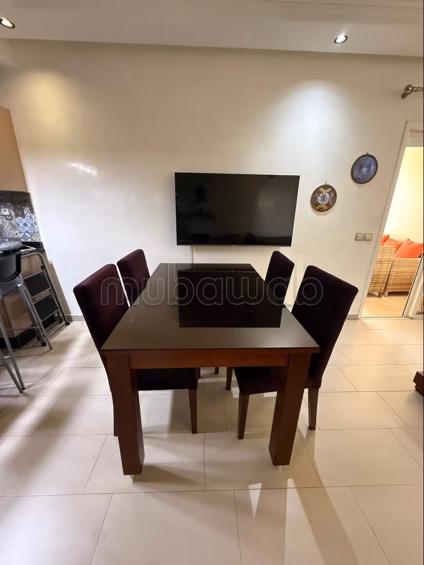Vendere appartamento. Area 61 m². Nuovi mobili
