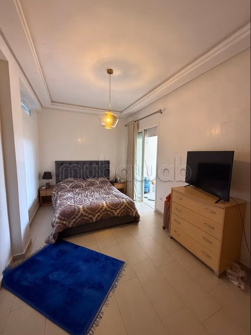Vendere appartamento. Area 61 m². Nuovi mobili